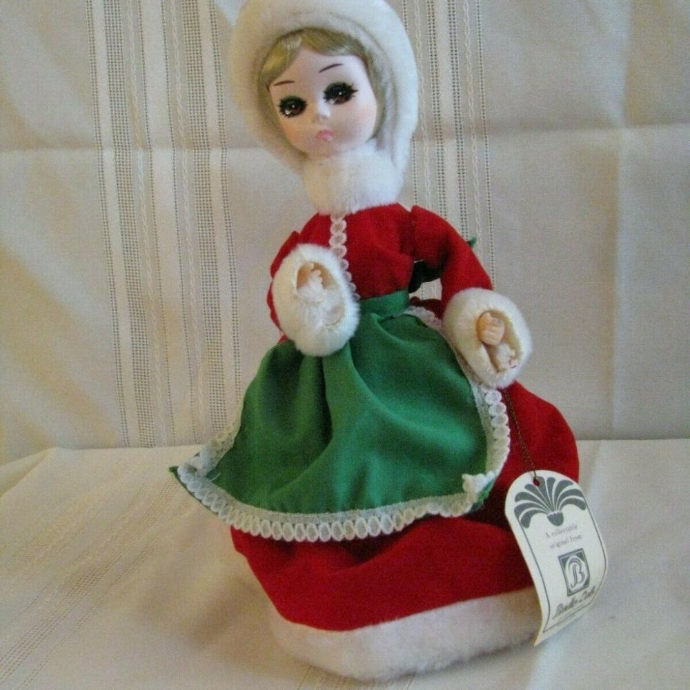BRADLEY DOLL Darlin of the month MISS December